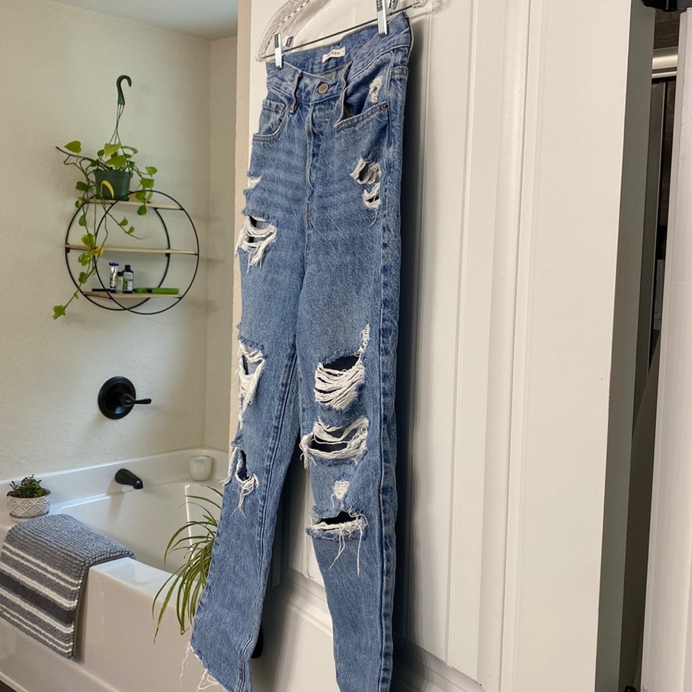 Size 27 Light Wash Distressed Pacsun High Rise Straight Jean